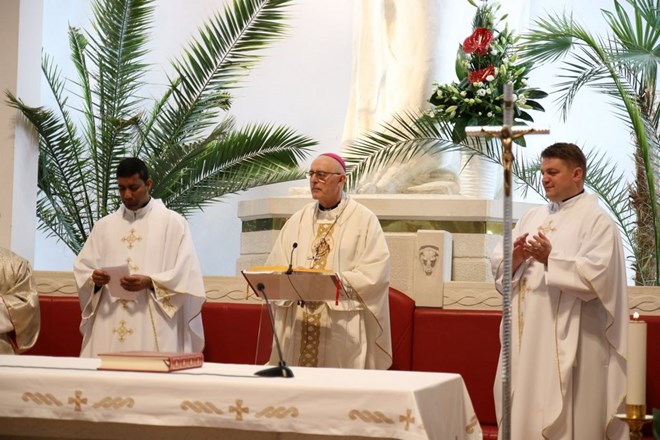 Apostolski nuncij u RH mons. Giorgio Lingua predslavio misu na Nedjelju Dobrog Pastira u Varaždinu